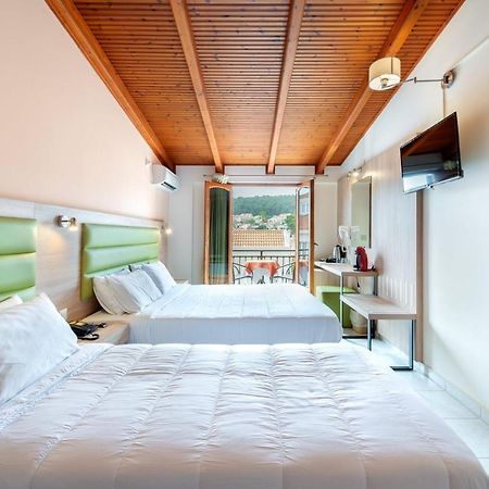 Hotel Aggelos Kefalonia アルゴストリオン エクステリア 写真