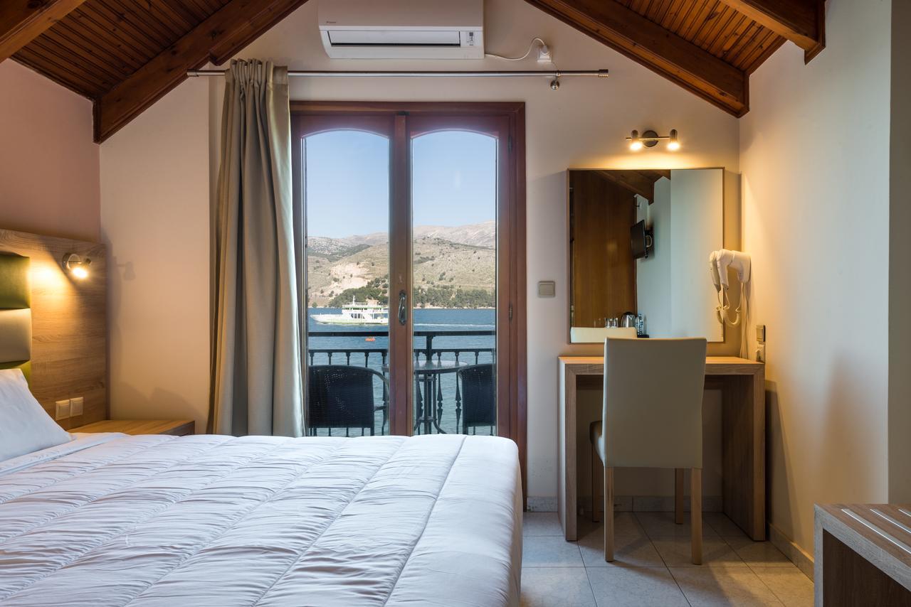 Hotel Aggelos Kefalonia アルゴストリオン エクステリア 写真