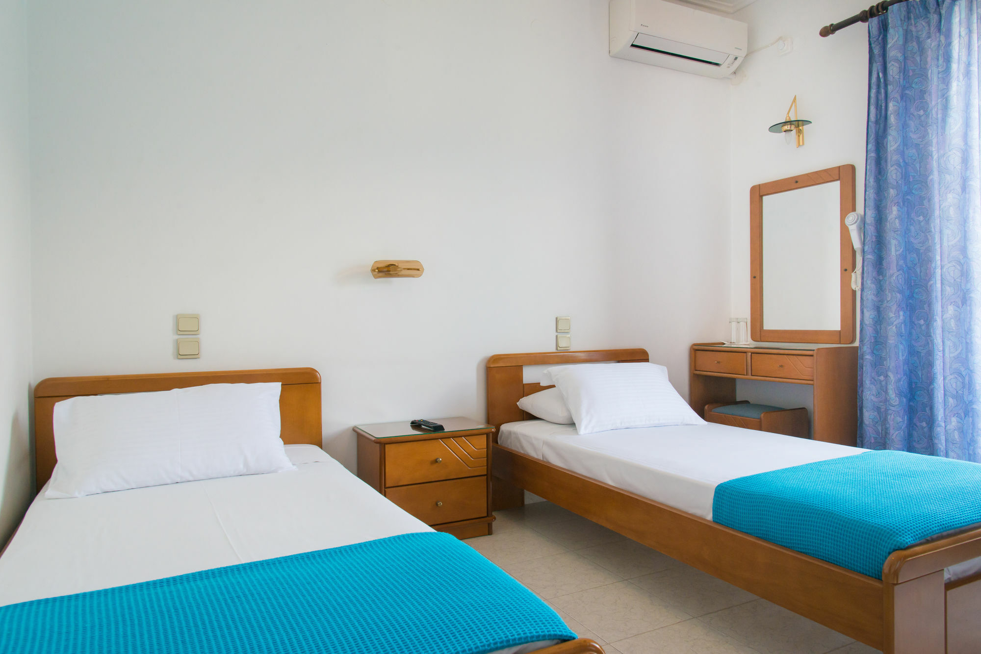 Hotel Aggelos Kefalonia アルゴストリオン エクステリア 写真