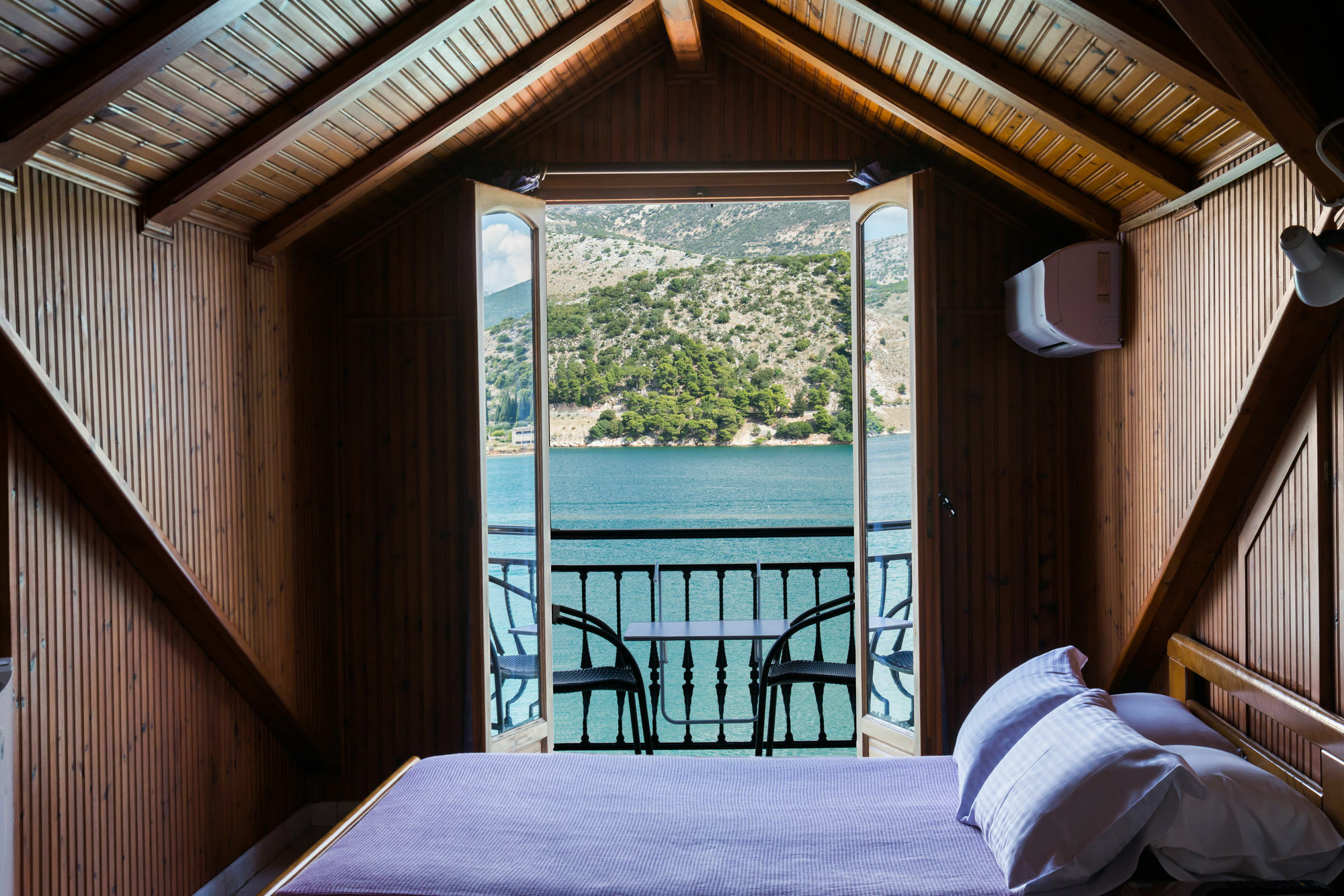 Hotel Aggelos Kefalonia アルゴストリオン エクステリア 写真